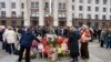 Возложение цветов у Дома профсоюзов, Одесса, 2 мая 2015 года