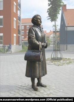 «Шведская тетушка», бронза, 167 см, 2005 год. Университетский городок Линне, Векшё