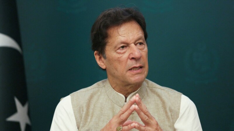 نشرات یک شبکه تلویزیونی طرفدار عمران خان در پاکستان متوقف شد