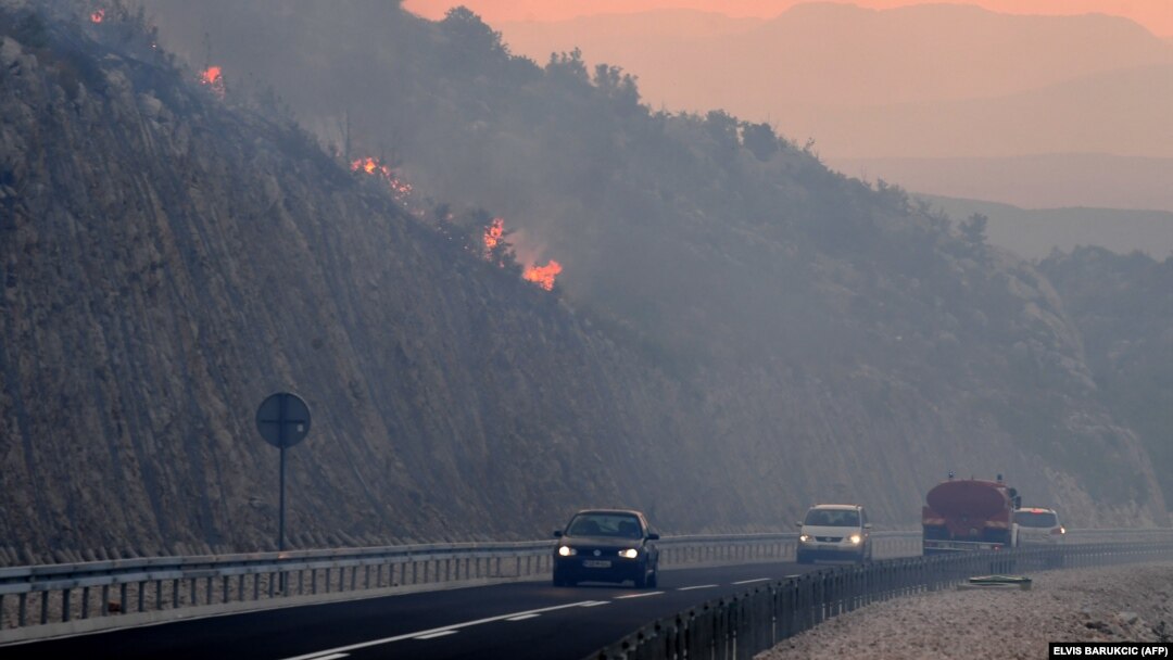 Požar u blizini Neuma na jadranskoj obali, BIH 4. avgust 2022. godine.