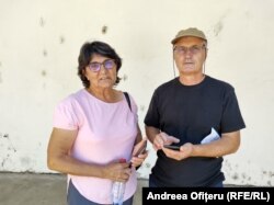 Elena Pașcanu și soțul ei au venit să viziteze pentru prima dată stațiunea cea mai căutată înainte de 1989 și spune că le pare rău de cum arată clădirile istorice în prezent.