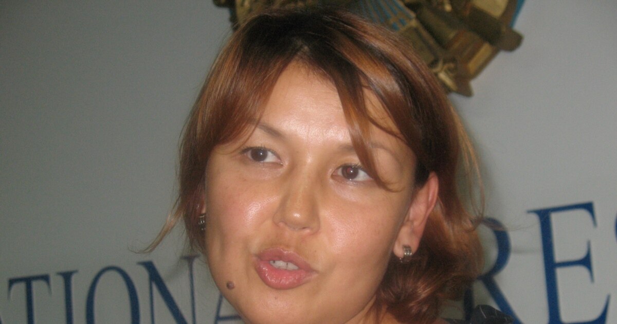 Жесірлерді жұбататын порно