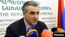 Armenia- Agriculture Minister Ignati Arakelian speaks at a news conference in Yerevan.