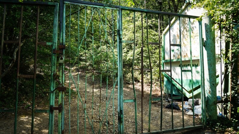 В Симферополе в собственность Крыма передали земельный участок пансионата для престарелых – Госкомрегистр