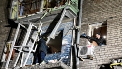 Diňle: Russiýanyň Ukraina çözuşynyň dördünji ýyl dönüminde Türkmenistan urşy resmi derejede agzamaýar