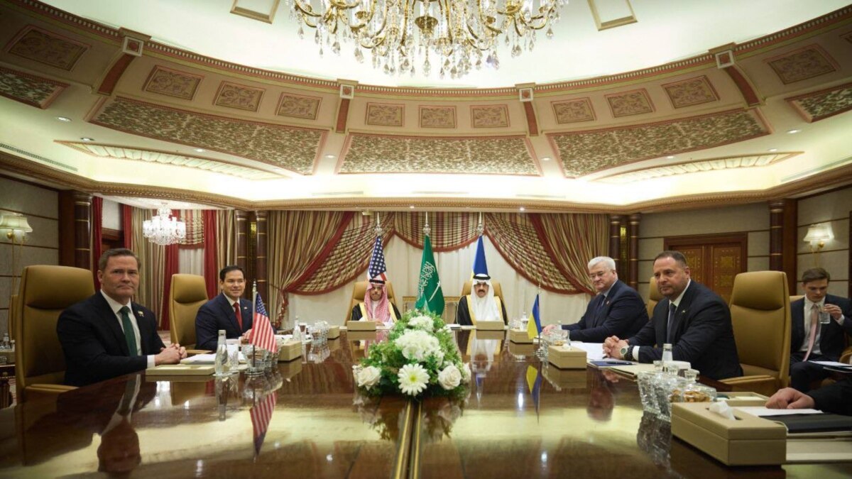 საუდის არაბეთში დაიწყო მოლაპარაკება აშშ-ისა და უკრაინის დელეგაციებს შორის