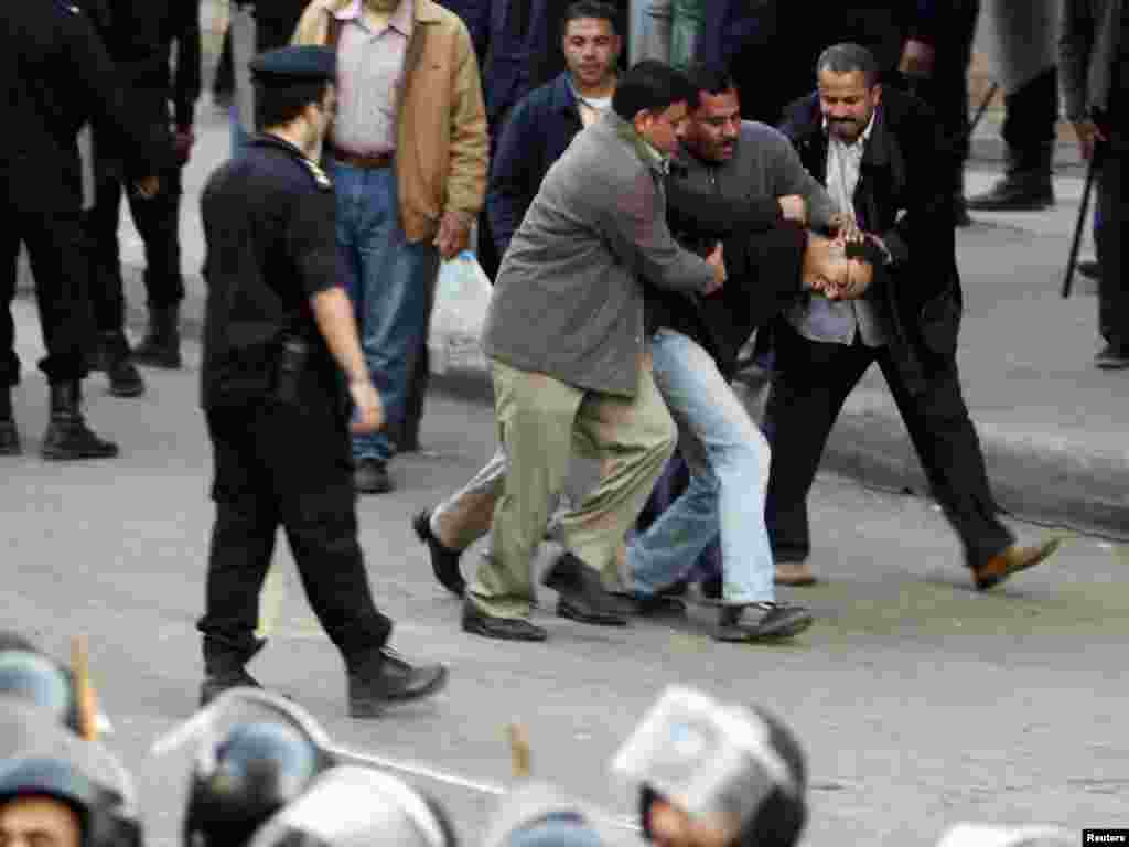 Kairo, 26.01.2011. Foto: Reuters / Asmaa Waguih 