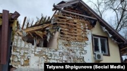 Зруйнований внаслідок російських обстрілів будинок родини Шпигунових в Ірпені