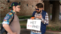 Un rus din Smolensk protestează de unul singur împotriva războiului din Ucraina