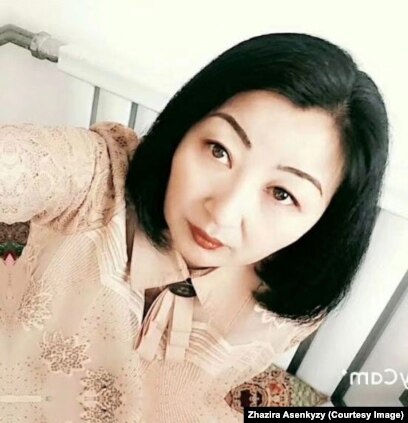 Гетеросексуалдық порно көру