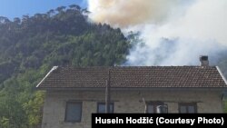 Požar nedaleko od kuće kod Boračkog jezera, Konjic, BiH, 21. juli 2022.