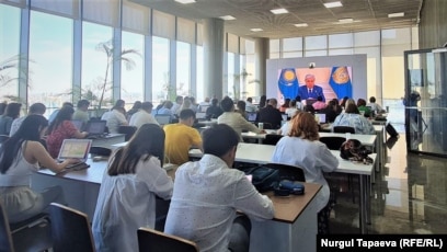 Қос енуі в большой жопа