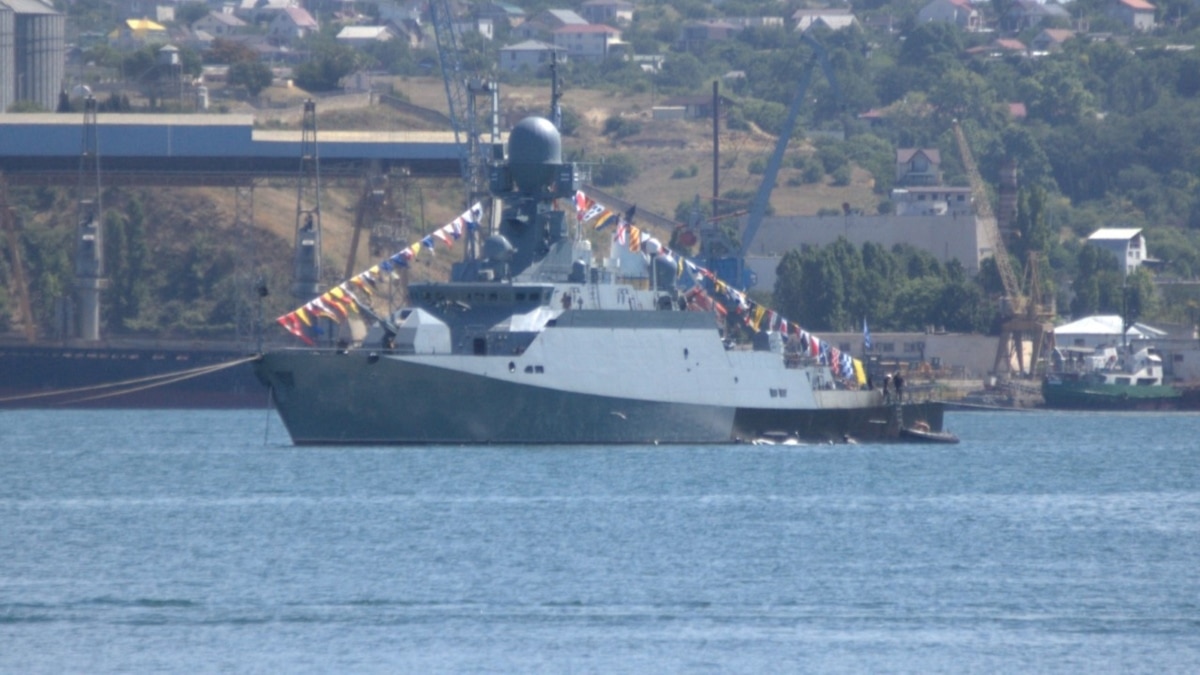 Російський ракетний корабель «Серпухов» виведений з ладу на Балтиці – ГУР