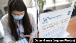 Mulţi recenzori au început să lucreze încă din 14 martie, în cadrul autorecenzării asistate, derulată în paralel cu autorecenzarea pe cont propriu.