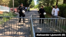 Policijska blokada državne rezidencije "Vila Gorica" u Podgorici uoči potpisivanja Temeljnog ugovora 3. avgusta.