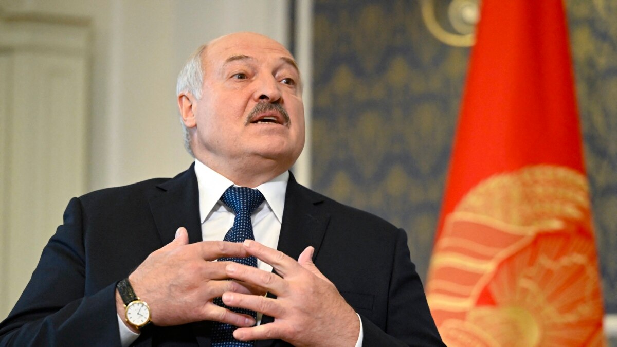 Лукашенко побажав Україні «мирного неба», не згадавши про обстріли з території Білорусі
