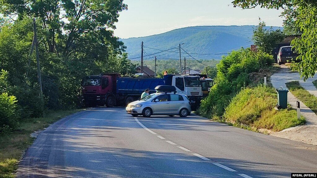 Bllokada në veri nëpërmjet fotografive