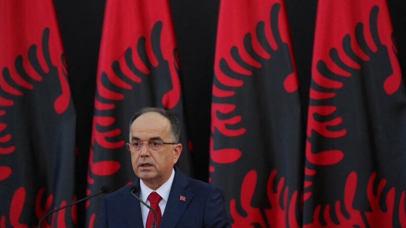 Бегај по сајбер нападите кон Албанија: Националната безбедност врвен приоритет 
