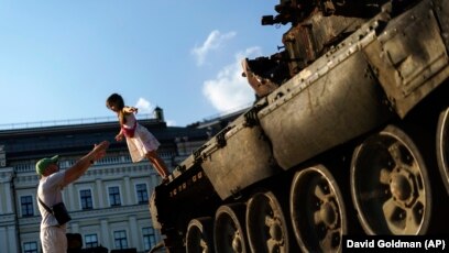 Balxashlik yalangoch qizlar fotosuratlarda Slayer porno videolar