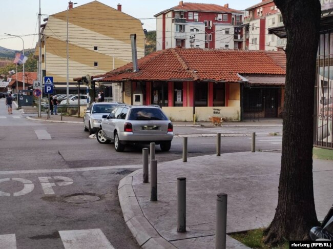 Bllokada afër Lagjes së Boshnjakëve në Mitrovicë të Veriut.