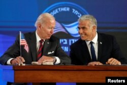 Joe Biden a fost în 14 iulie la Ierusalim. În imagine, alături de premierul Israelului, Yair Lapid, fost ministru de Externe, care asigură conducerea guvernului până la alegerile anticipate.