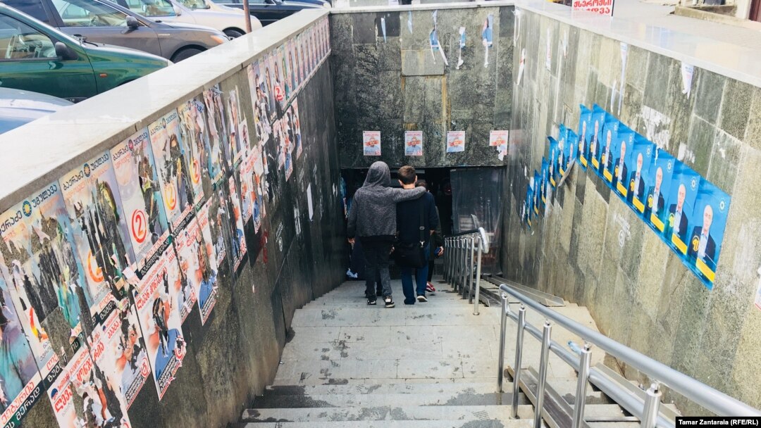 Финансирование политических партий оставляет зачастую множество знаков вопроса