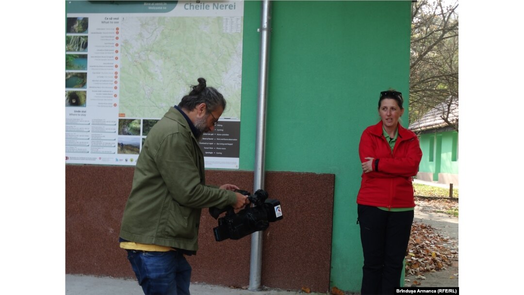 Raluca Peternel este managerul unui proiect european care vizează conservarea biodiversității Cheilor Nerei