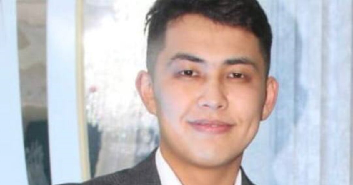 Жалаңаш қисық модельдер