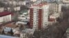 Бишкек: тар көчөнү тарыткан курулуштар