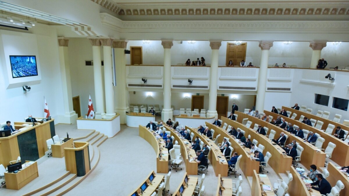 Georgian Lawmakers Approve Reforms To Parliamentary Election Process