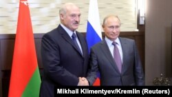 Аляксандар Лукашэнка і Ўладзімір Пуцін падчас сустрэчы ў Сочы. 21 верасьня 2018 году