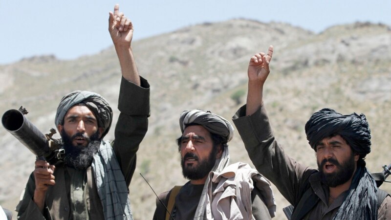Талибанците убиле 8 авганистански војници  