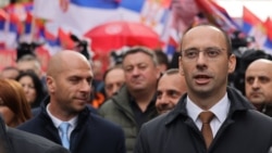 Igor Simić (desno) i Slavko Simić (u pozadini, levo), poslanici srpske liste.