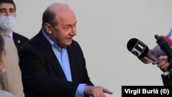 Romania, Traian Băsescu a votat la Liceul Jean Monnet din București