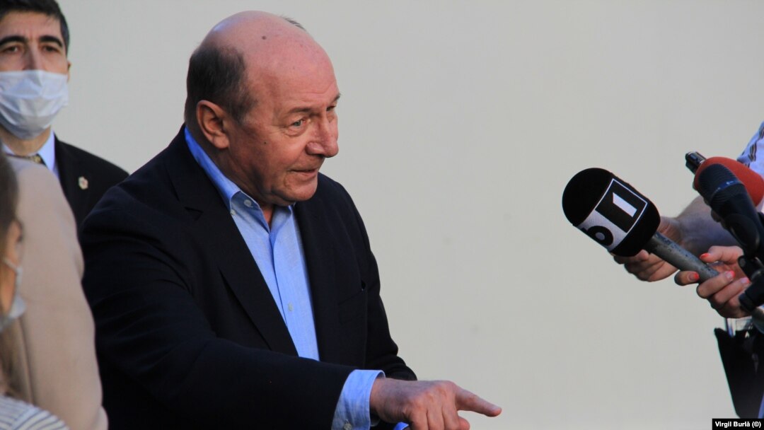 Romania, Traian Băsescu a votat la Liceul Jean Monnet din București