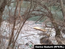 Projekat uklanjanja divljih deponija sa obala Lima traje 12 meseci (foto: Potpećko jezero pored Pribojske banje)