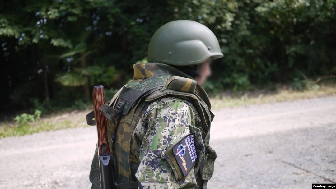 Why Are Japanese Airsoft Fans Cosplaying the Ukrainian Military? · Global  Voices