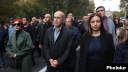 Armenia - Former President Robert Kocharain participates in an opposition rally in Yerevan, November 5, 2022.