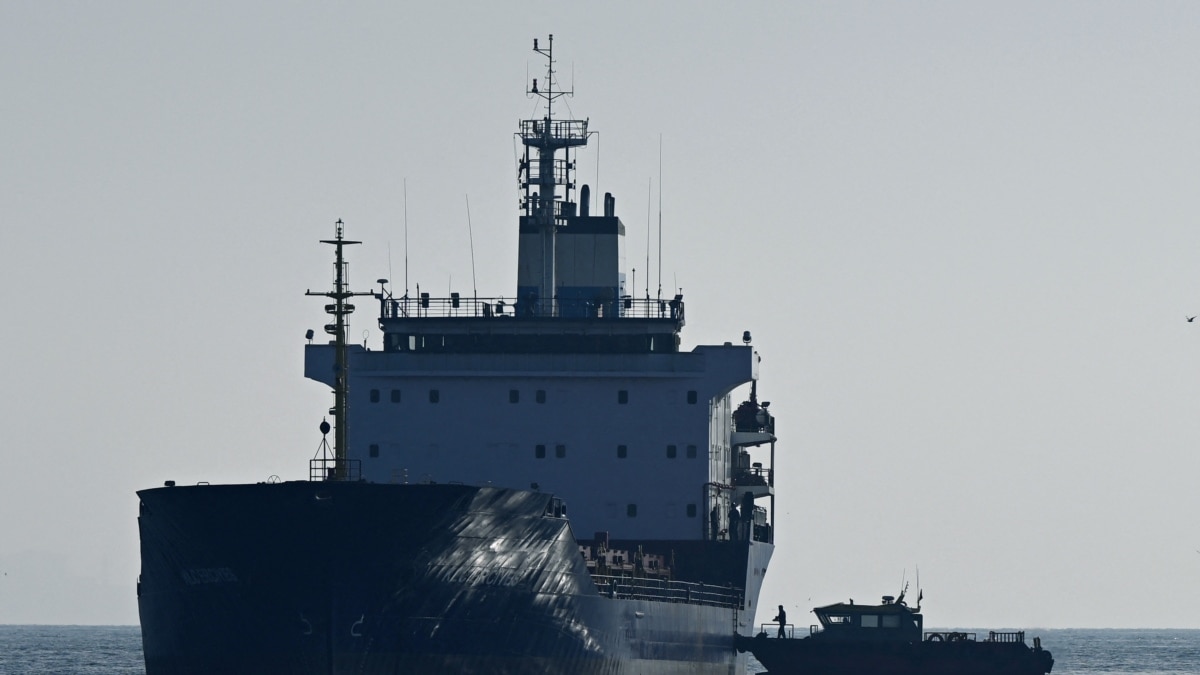 Ще три судна з агропродукцією покинули українські порти, попри вихід РФ із «зернової угоди»