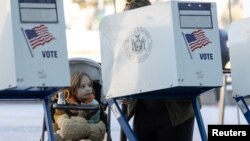 ხმის მიცემის პროცესი ამერიკაში.