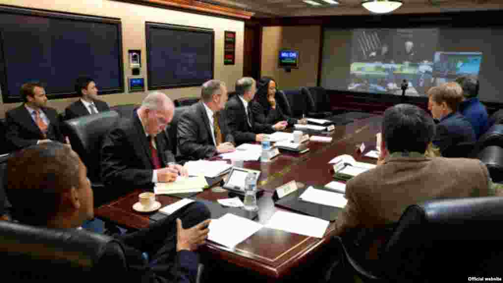 Krizni sastanci kabineta predsjednika SAD-a, Baracka Obame zbog posljedica oluje Sandy, Washington DC, 29. oktobar 2012. 