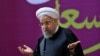 اساتید دانشگاه به روحانی: انتخابات غیر رقابتی برگزار نشود، بهتر است