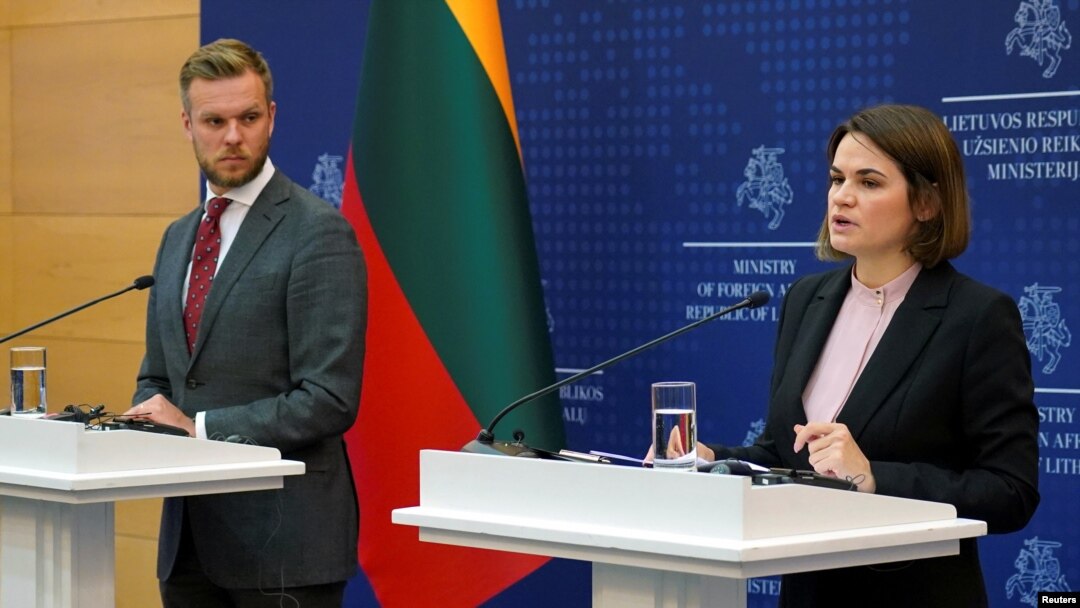 Лидерката на беларуската опозиция Святлана Циханоуска и външния министър на Литва Габриелиус Ландсбергис