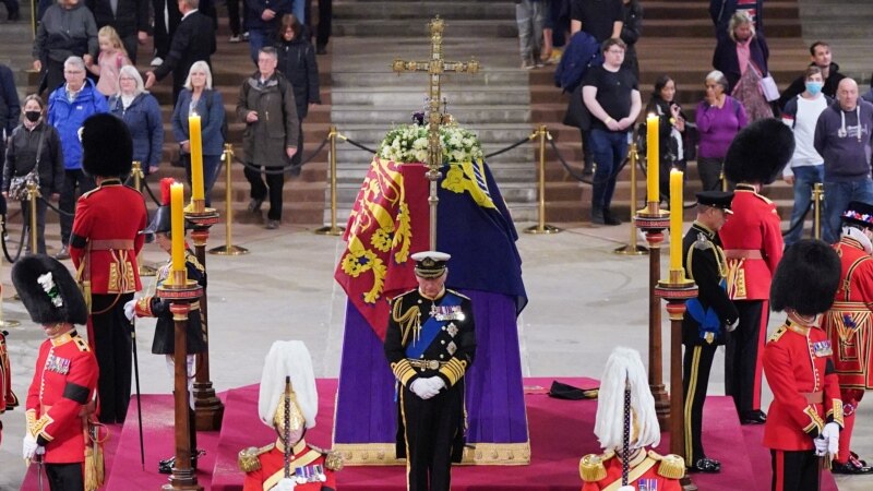 Бүген Лондонда патшабикә Елизавета II-не җирләячәкләр