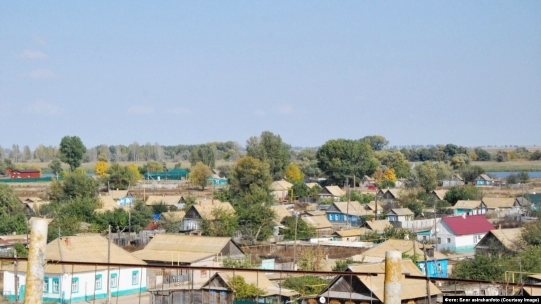 Ресейдегі жағажайдағы жалаңаш қыздардың суреттері