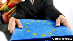 European Union -- EU symbol for "Administrative simplification"