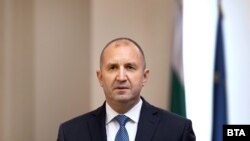 претседателот на Бугарија Румен Радев