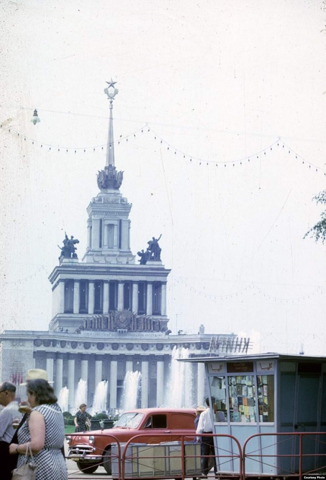 Back In The U.S.S.R.: The Soviet Union In Color In 1963