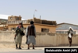 Talibanski borci čuvaju stražu u gradu Gazni, 13. augusta 2021.