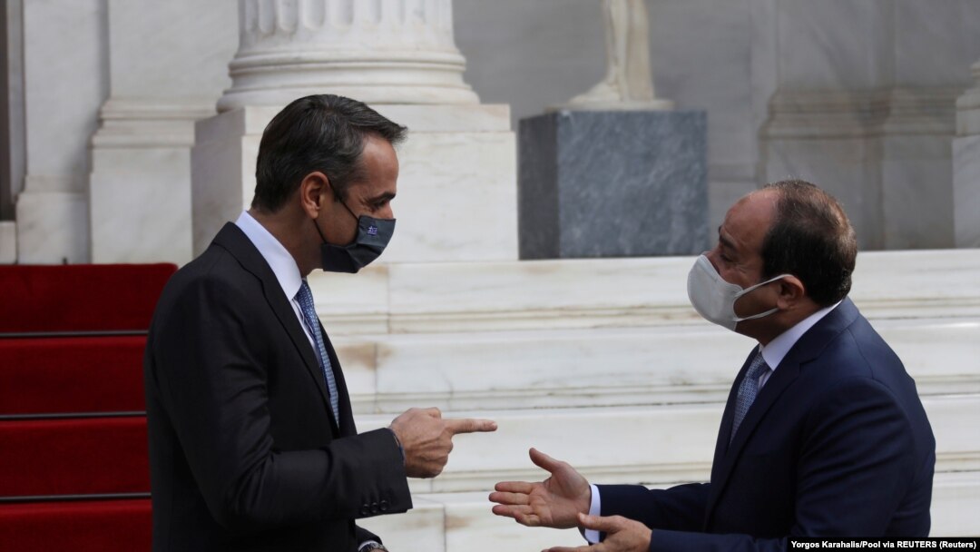 Kirijakos Micotakis i Abdel-Fatah El-Sisi u Atini 11. novembra